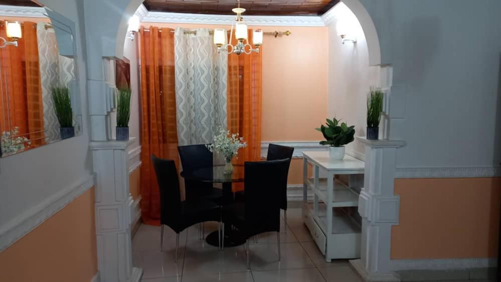 Appartement Meuble 3Ch Yaounde Omnisport - Tigson Exterior foto
