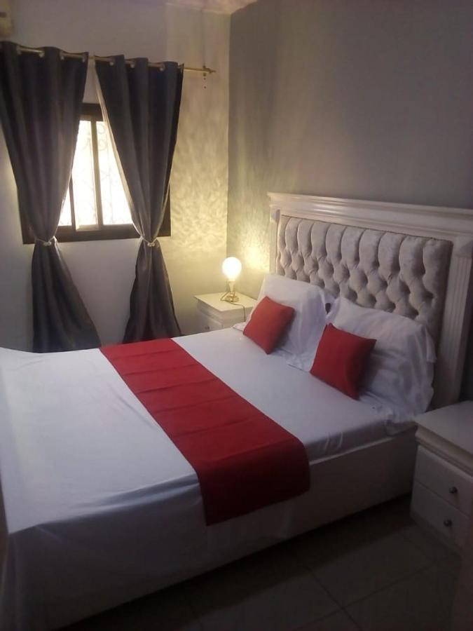 Appartement Meuble 3Ch Yaounde Omnisport - Tigson Exterior foto
